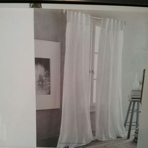 DKNY  TWO BACK TAB PANELS